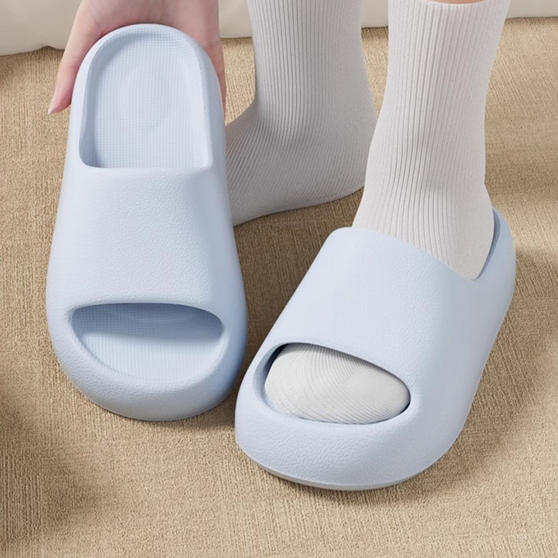 Sneaker Care Set - Pantuflas de casa para mujer, sandalias